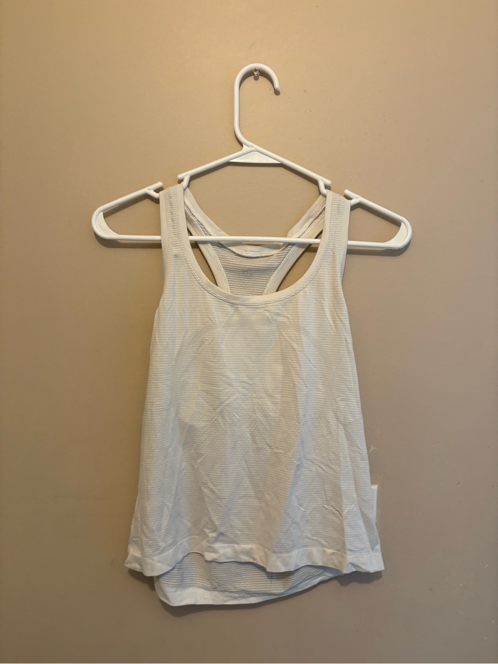 lululemon athletica Cream Scoop Neck Strappy Back Tank